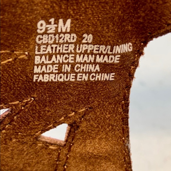 ⚡️SOLD Cobb Hill Aubrey T-Strap Heeled Sandals - Picture 7 of 11